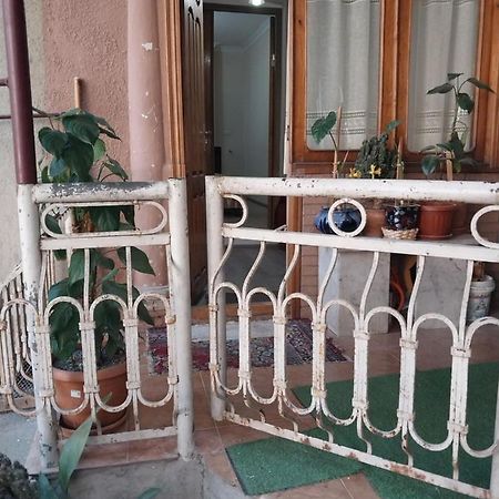 Sololaki Villa Tbilisi Exterior photo